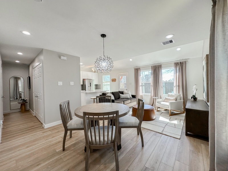 Modern home at Discovery Trails