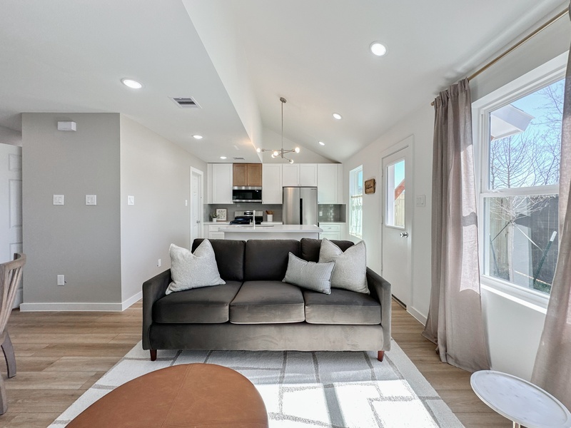 Modern home at Discovery Trails
